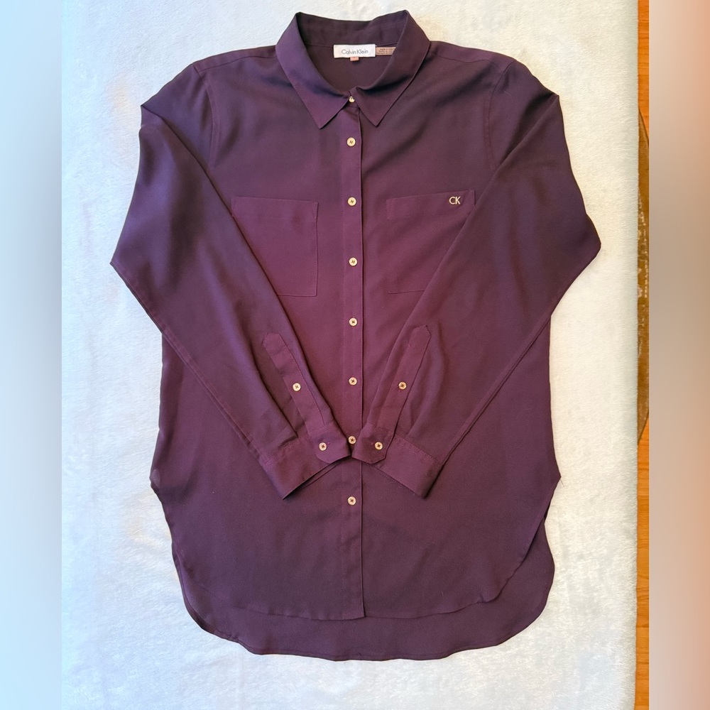 Calvin Klein Deep Purple button down Shirt, M